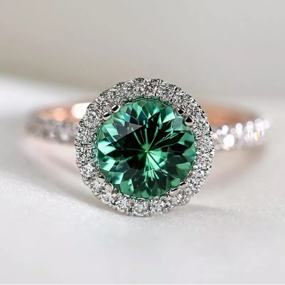Gorgeous Two Tone 925 Silver Ringfor Women Emerald - Picture 2 of 5